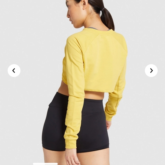 Gymshark Training Cropped Sweater - Picture 2 of 4